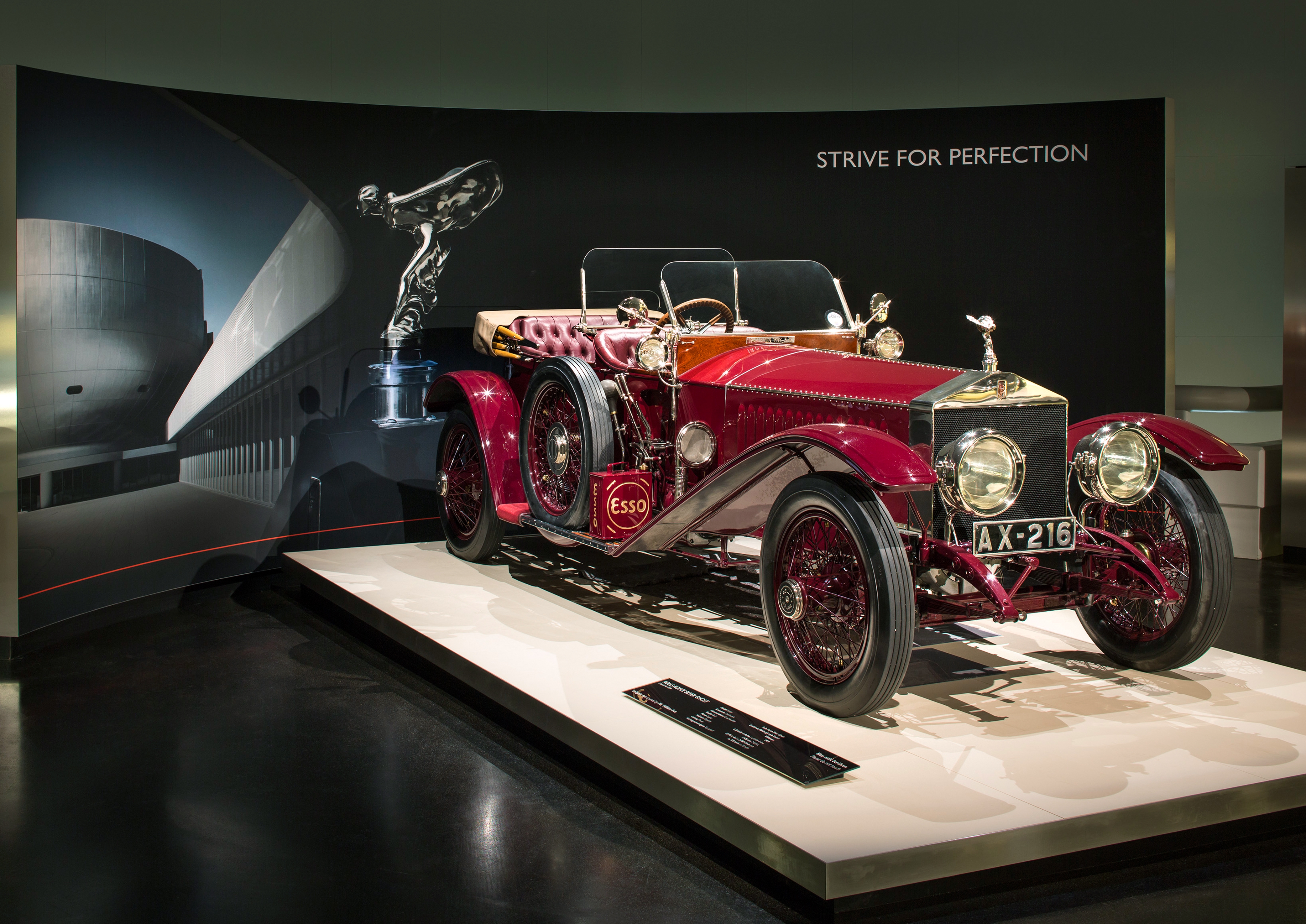 Rolls-Royce na wystawie w Monachium