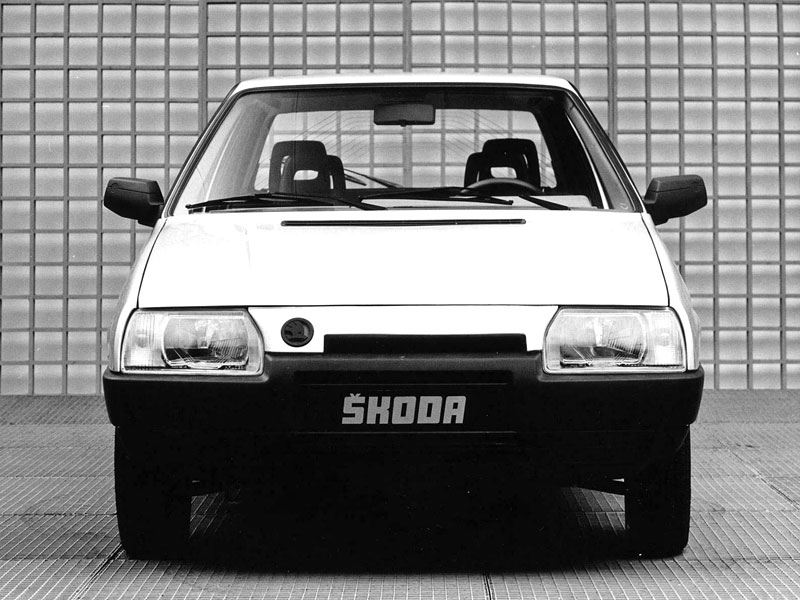 Skoda favorit