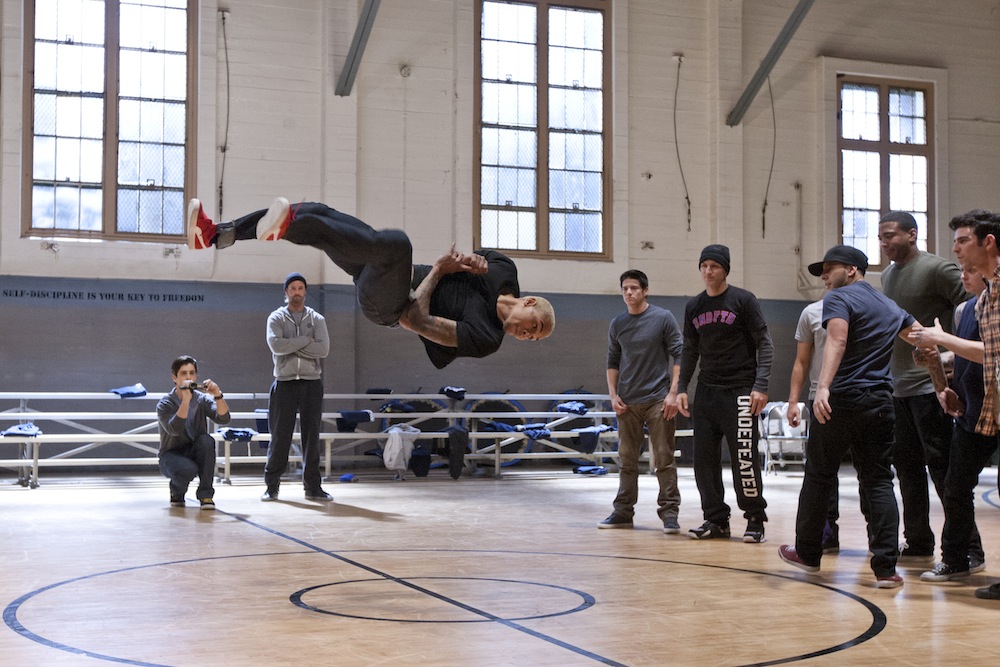 Film o ambitnych B-boyach i B-boykach, którzy próbują zorganizować ekipę na występ w Battle of the Year, został przez amerykańskich recenzentów zmiażdżony za