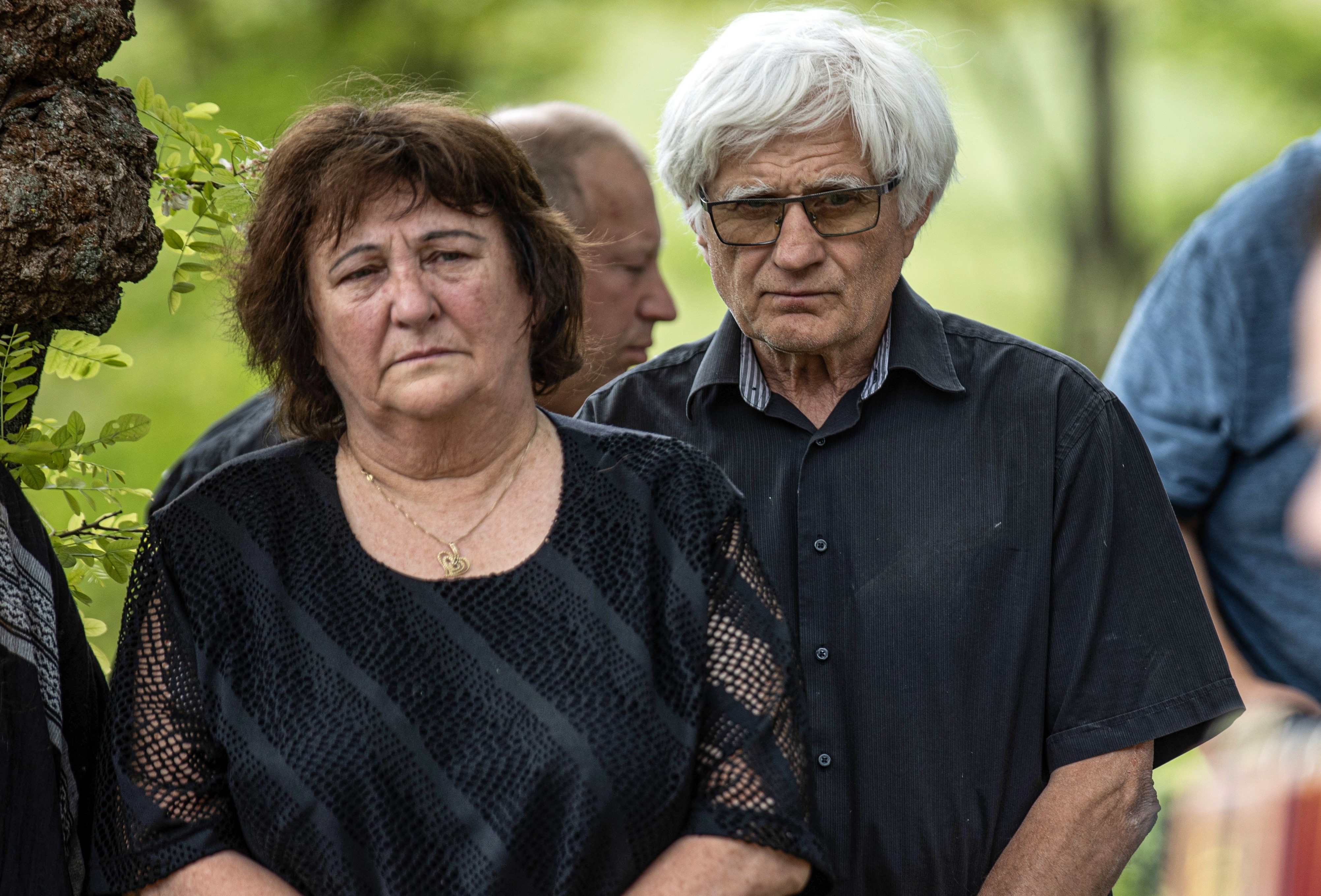 „Mintha mindenki összeesküdött volna a fiunk ellen” – Ismét megszüntették a Babicsek Bernát halála miatt indult nyomozást