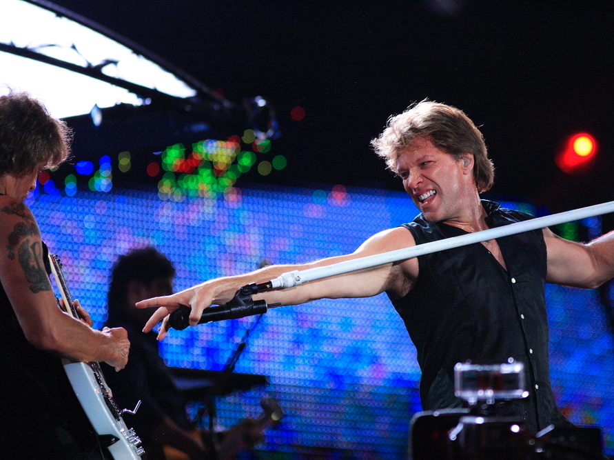 4. Bon Jovi – 82 mln dolarów