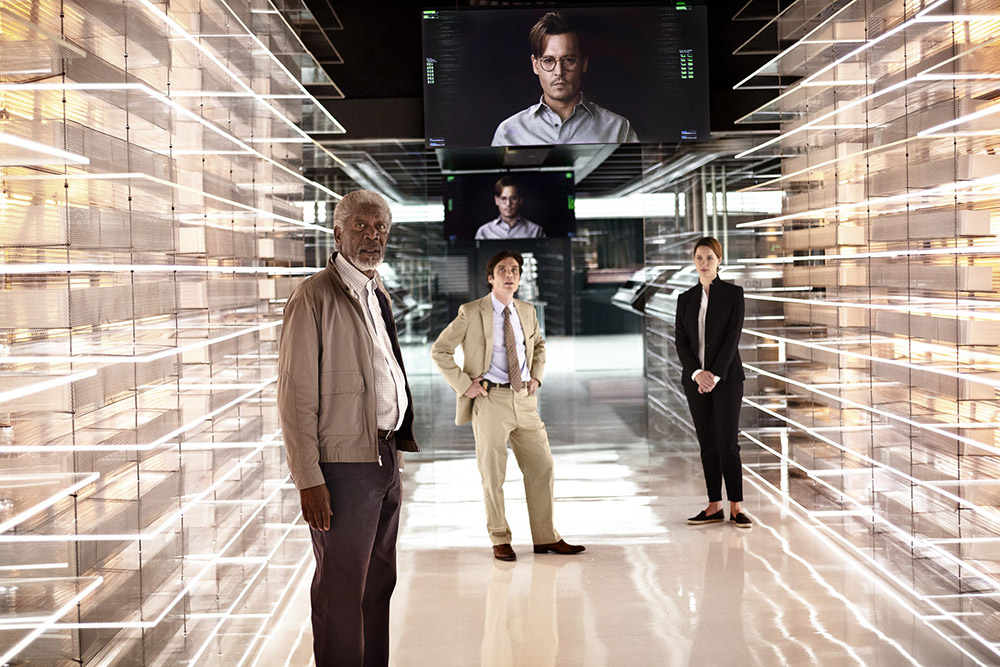 Morgan Freeman, Cillian Murphy i Rebecca Hall w filmie