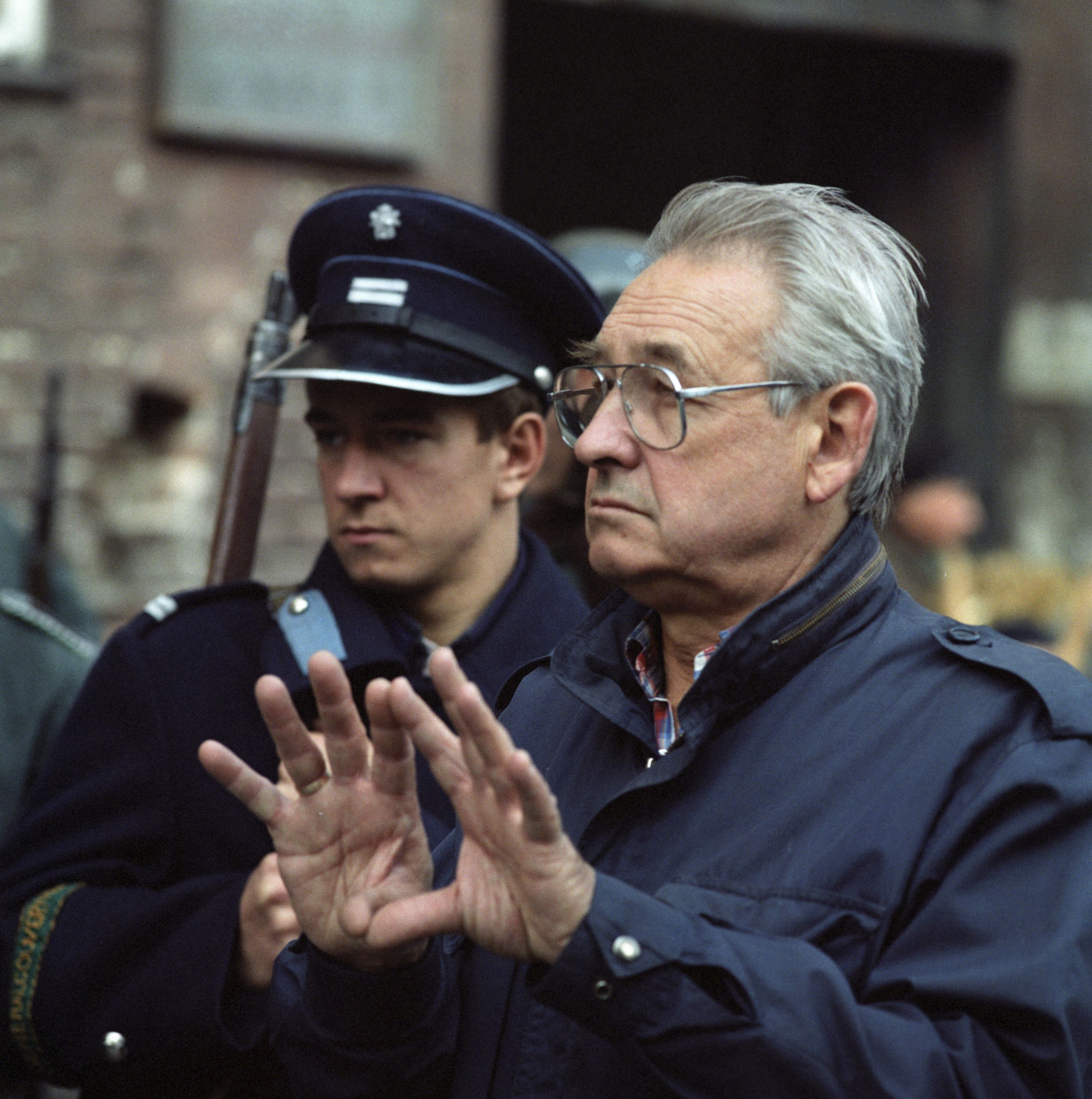 Październik 1989 roku. Realizacja zdjęć do filmu pt.