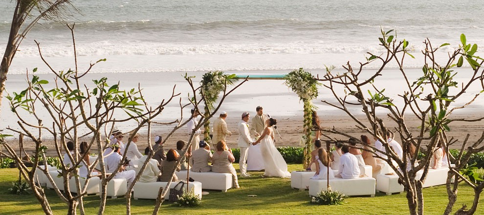 www.alilahotels.com