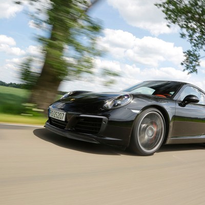 Porsche 911 Carrera S - kiedyś norma, dzisiaj rzadkość
