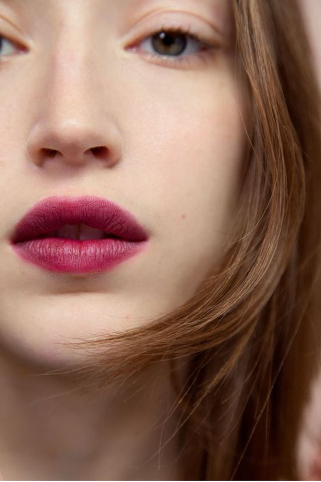 Málnaszínű ajkak: ez az igazi trend a fesztiválszezonban - Glamour
