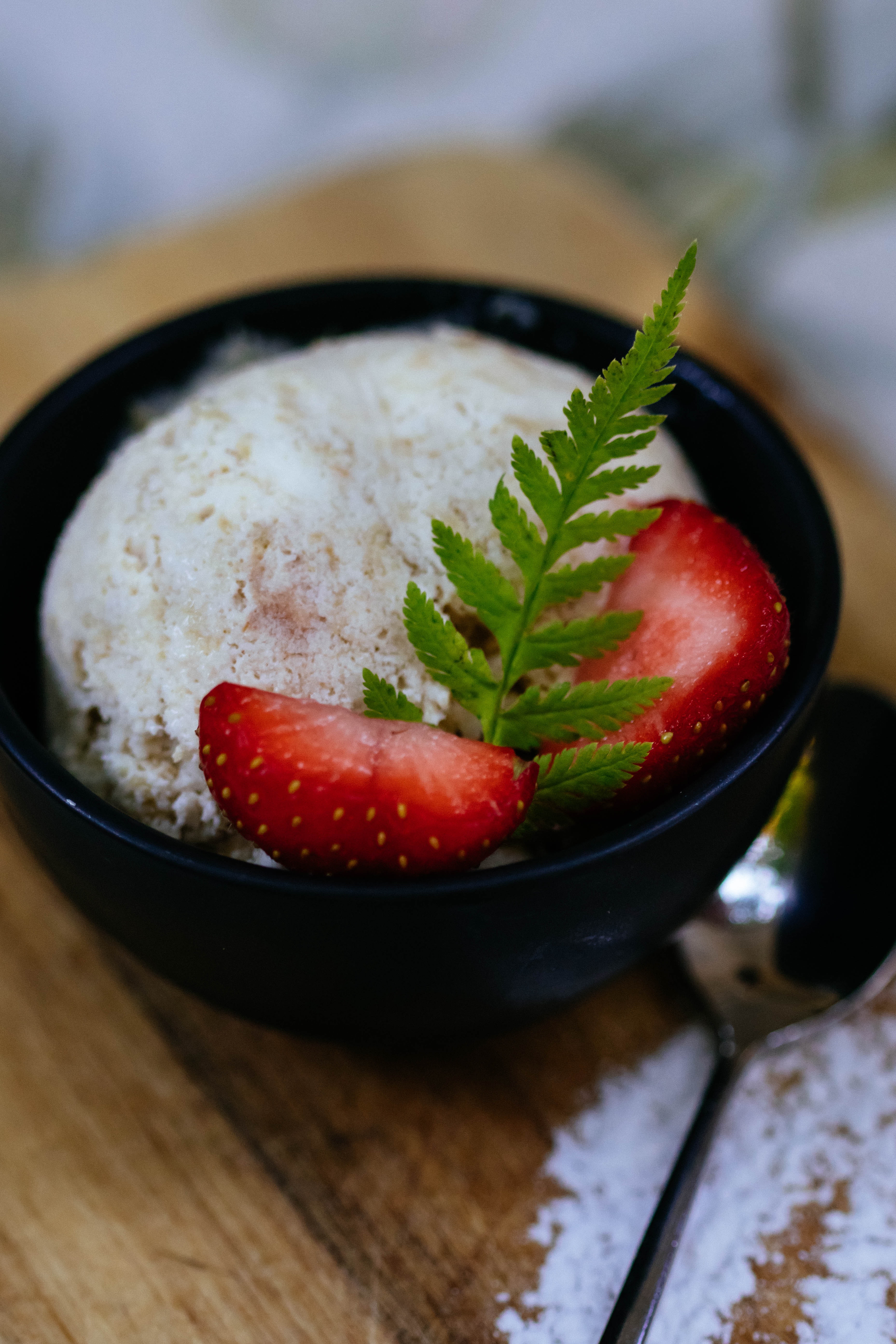 How to make homemade ice cream in 5 minutes 3 Add toppings