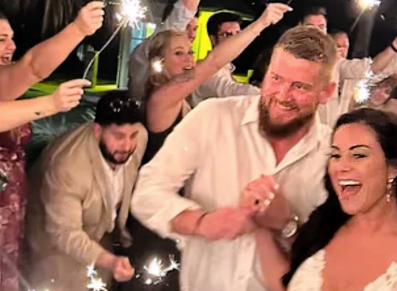 Kimondta a boldogító igent, 5 órával később elütötte egy részeg autós és meghalt