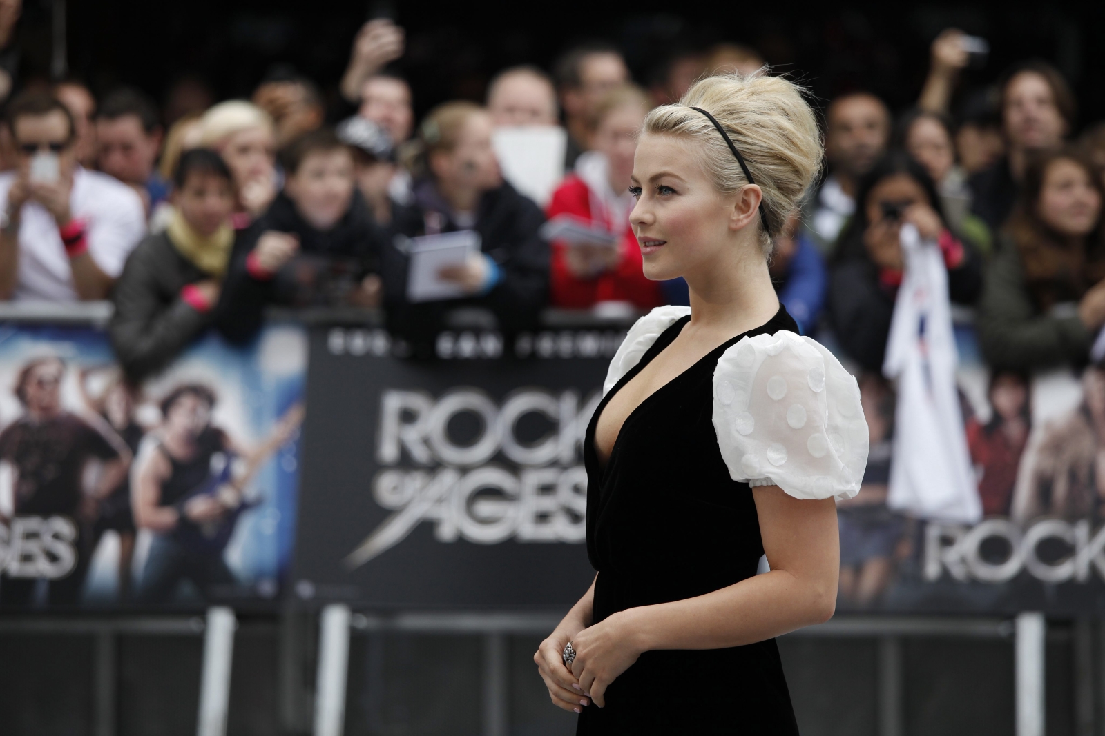Julianne Hough na premierze