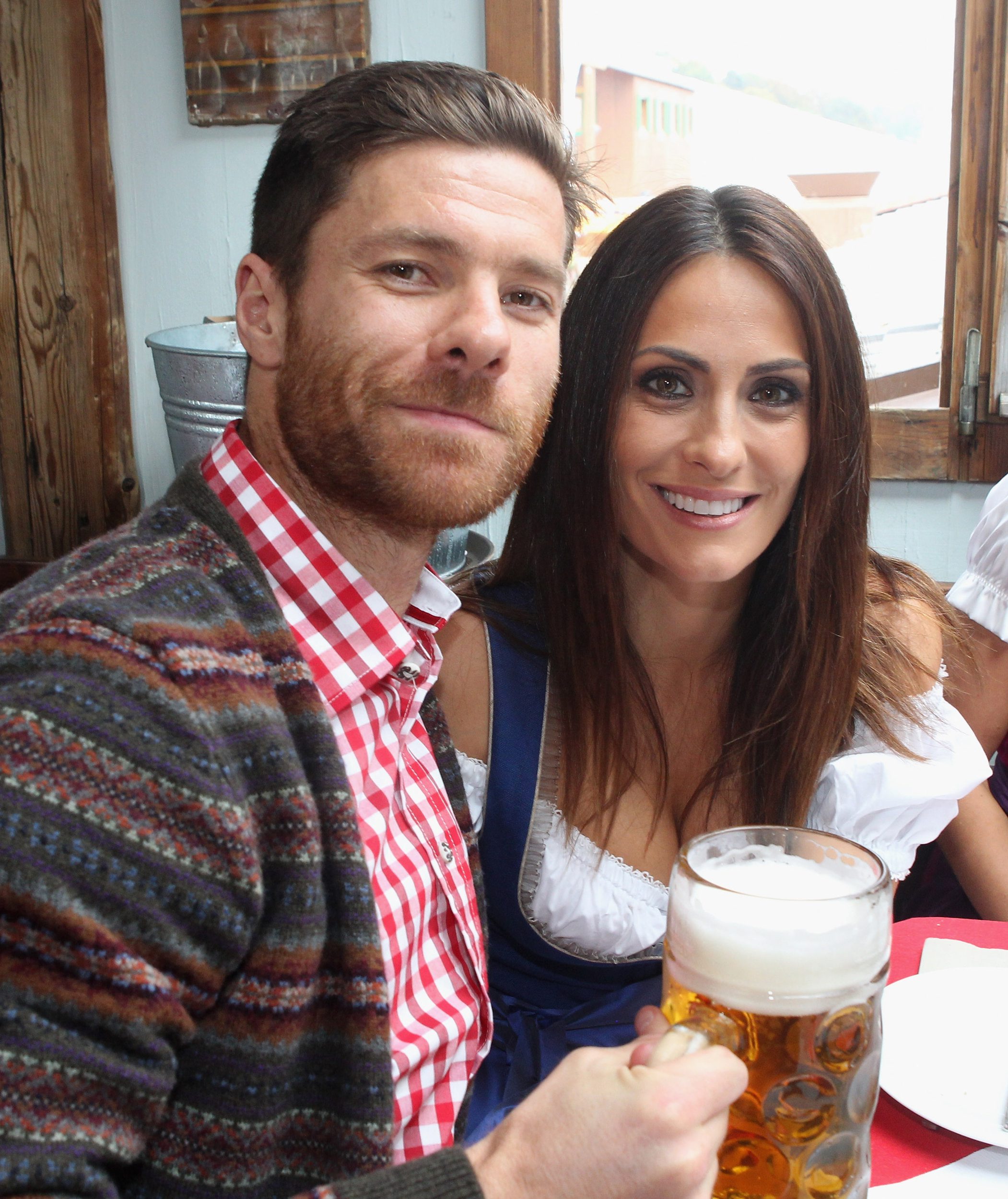 Xabi Alonso z żoną.