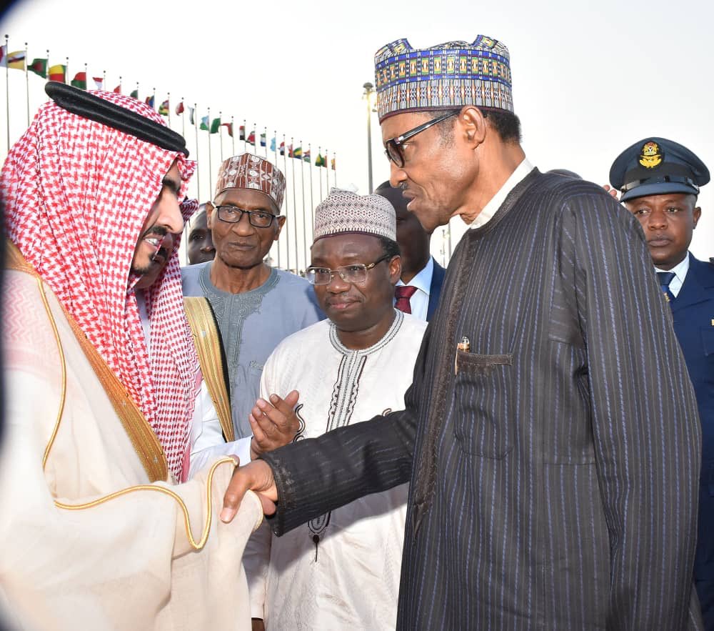 President Buhari arrives Royal Terminal of King Abdulaziz Int’l Airport, Jeddah, Saudi Arabia for 14th session of the Summit Conference of the Organisation of Islamic Cooperation, OIC. He was received by Prince Abdullah bin Bandar bin Abdulaziz Al Saud, Dep Gov Makkah region (Twitter NGRPresident)