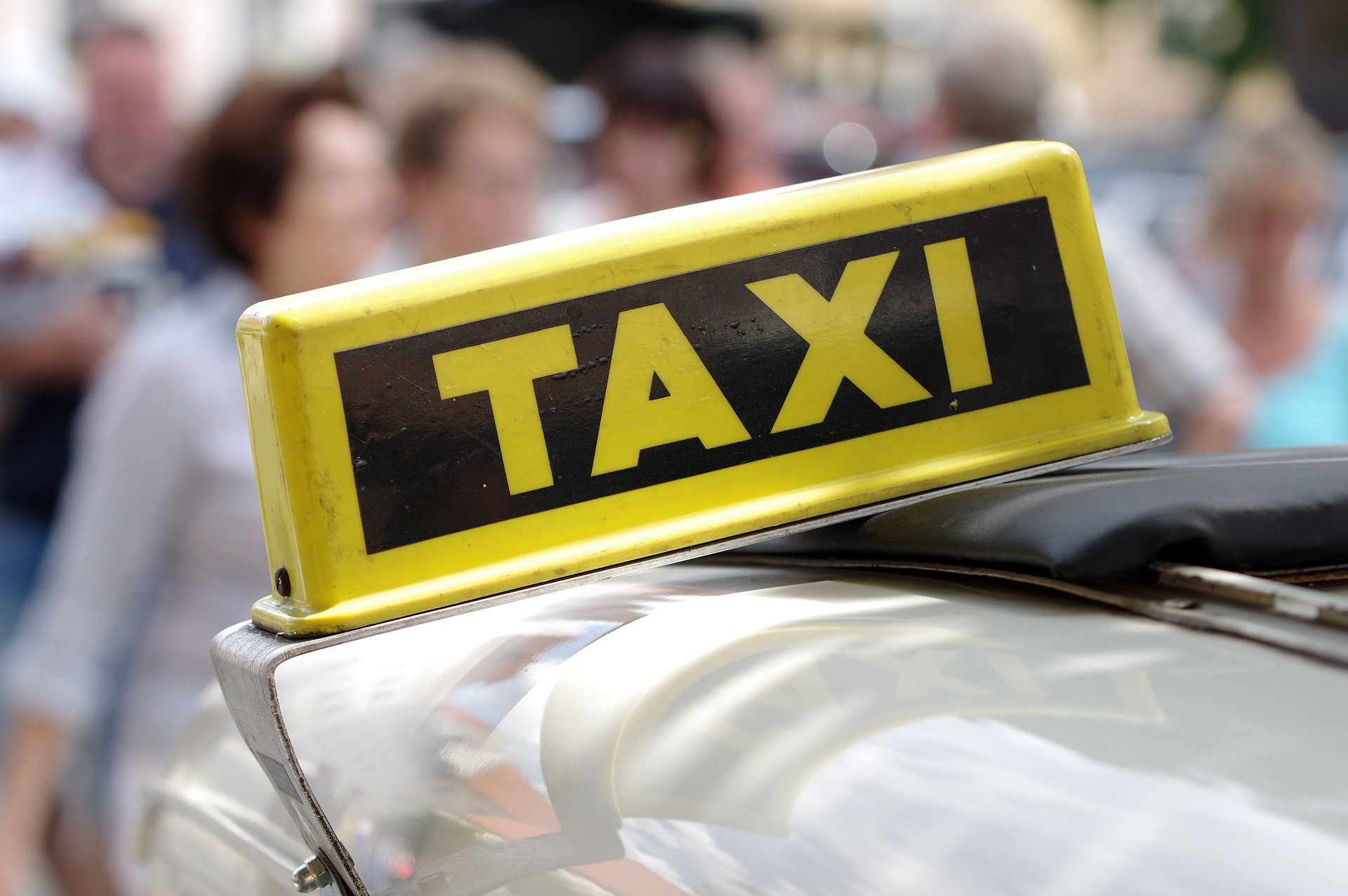 Megemelkednek a taxis tarif k Budapesten Blikk