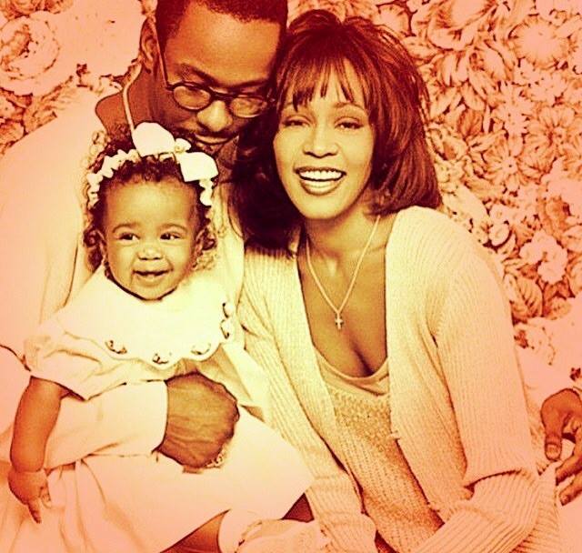 Bobbi Kristina Brown była jedynym dzieckiem Whitney Houston i Bobby'ego Browna. Przyszła na świat 4 marca 1993 roku w Livingston. Jej dzieciństwo naznaczone było ciągłą obecnością paparazzich oraz przemocą i narkotykami w domu.