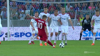 Górnik Z. - Wisła K. (1:0): Carlitos mógł zakończyć sezon fenomenalnym trafieniem! Król strzelców trafił z rzutu wolnego w słupek