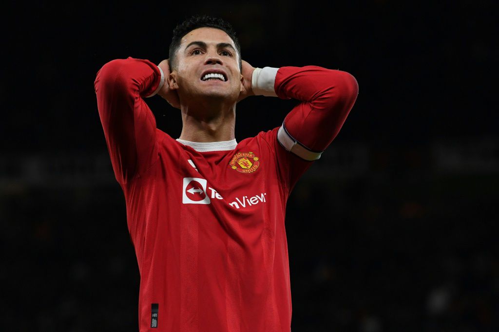 Man Utd back on track but grumpy Ronaldo mars win