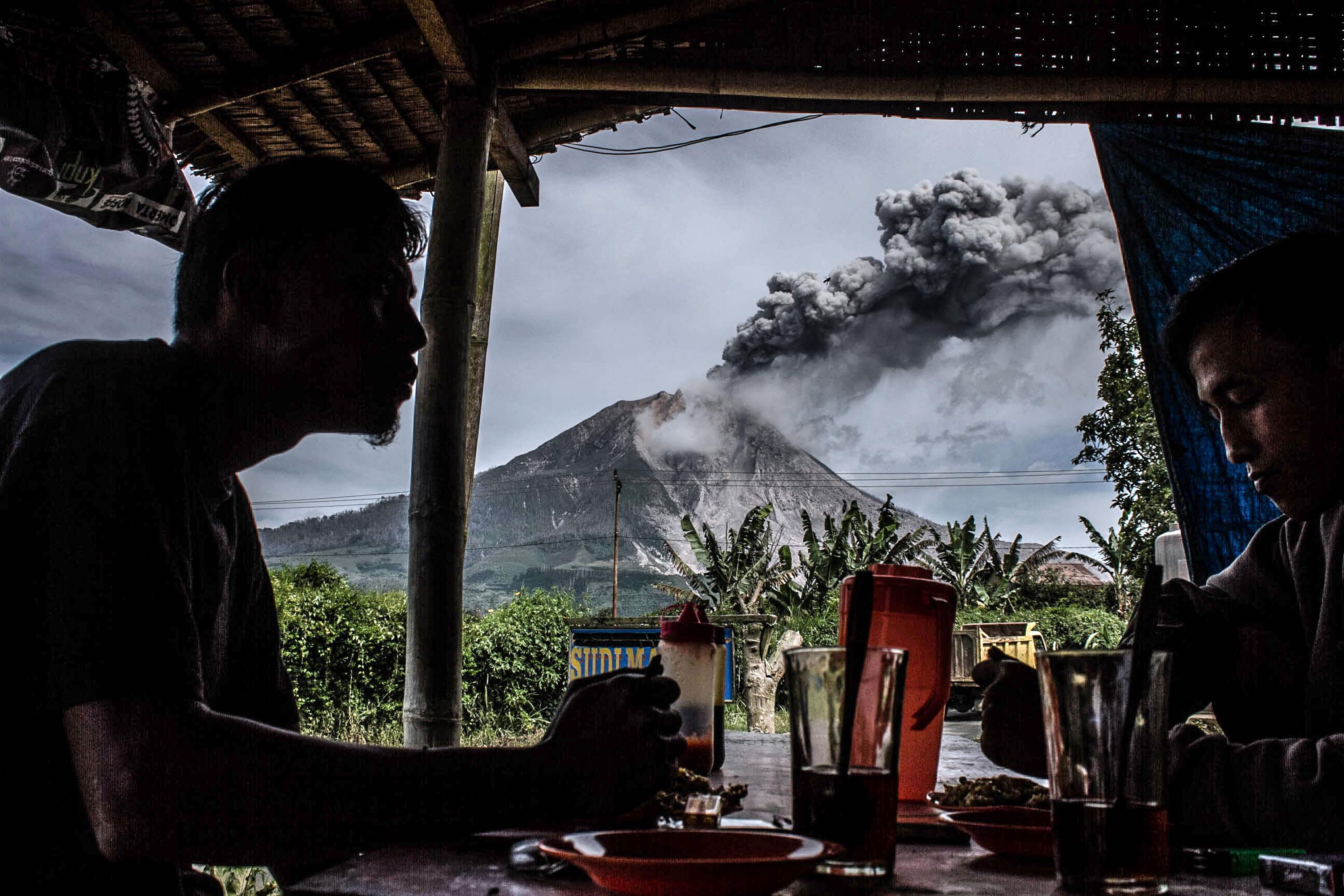 Mount Sinabung Active Again in Indonesia