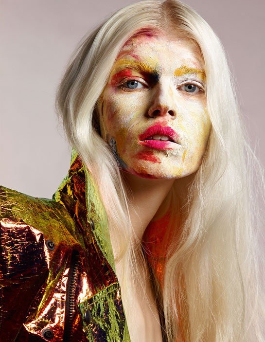 VOGUE PARIS Sierpień 2014 - Ola Rudnicka w obiektywie Marka Segala