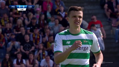 Pogoń - Lechia (0:0): Lipski spróbował swych sił już w 3. minucie. Mocny strzał z dystansu, Bursztyn broni z trudem