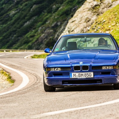 Youngtimery BMW na Trasie Transfogaraskiej - kraina radości z jazdy