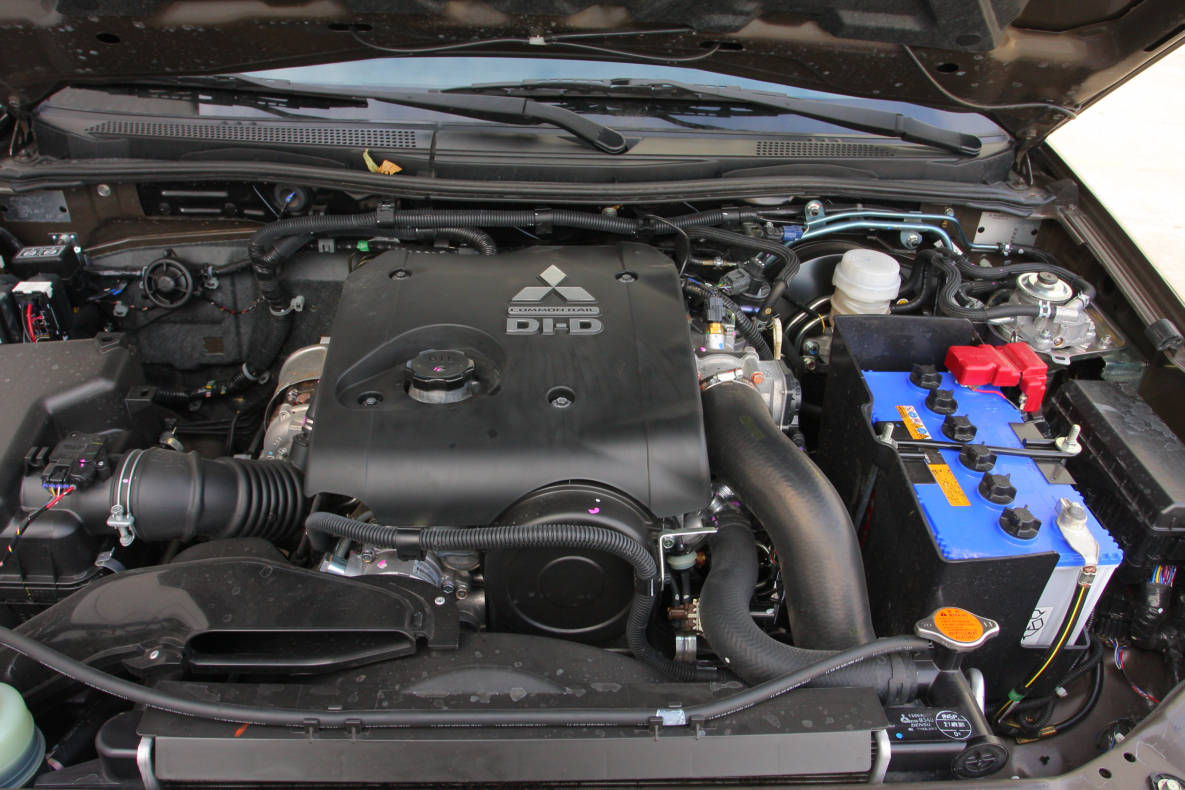 Mitsubishi L200