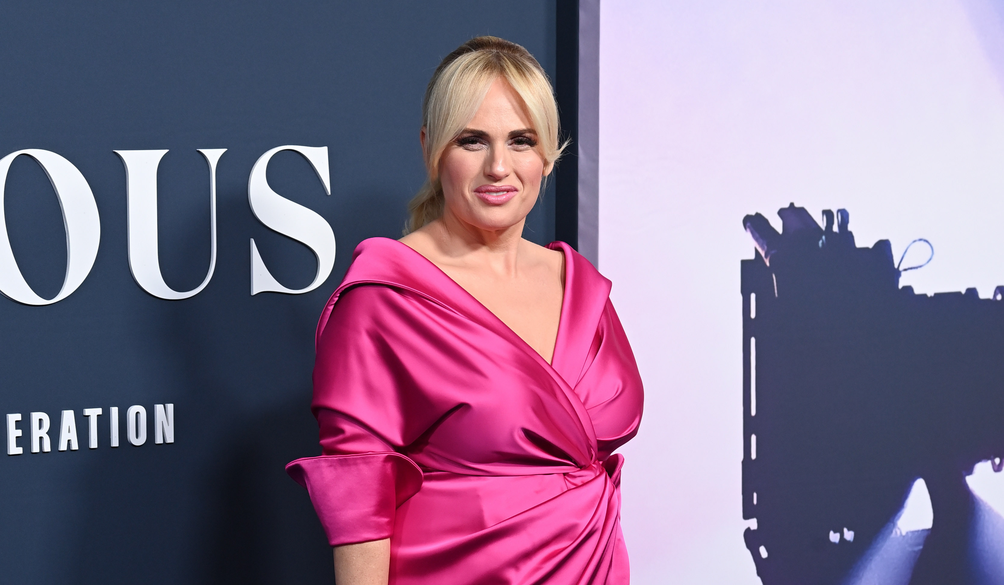 Azta! Ezzel a gyűrűvel kérte meg a szerelme kezét Rebel Wilson: nem akárhol tette fel a nagy kérdést a színésznő – fotó