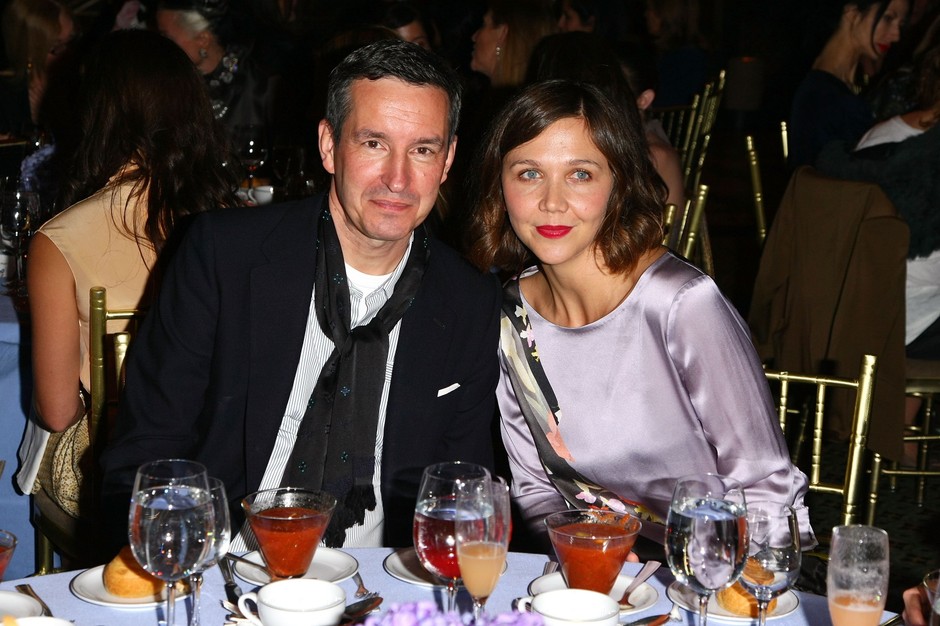Dries van Noten i aktorka Maggie Gyllenhaal / Getty Images