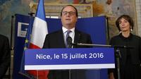 Prezydent Francji po zamachu: czeka nas długa walka