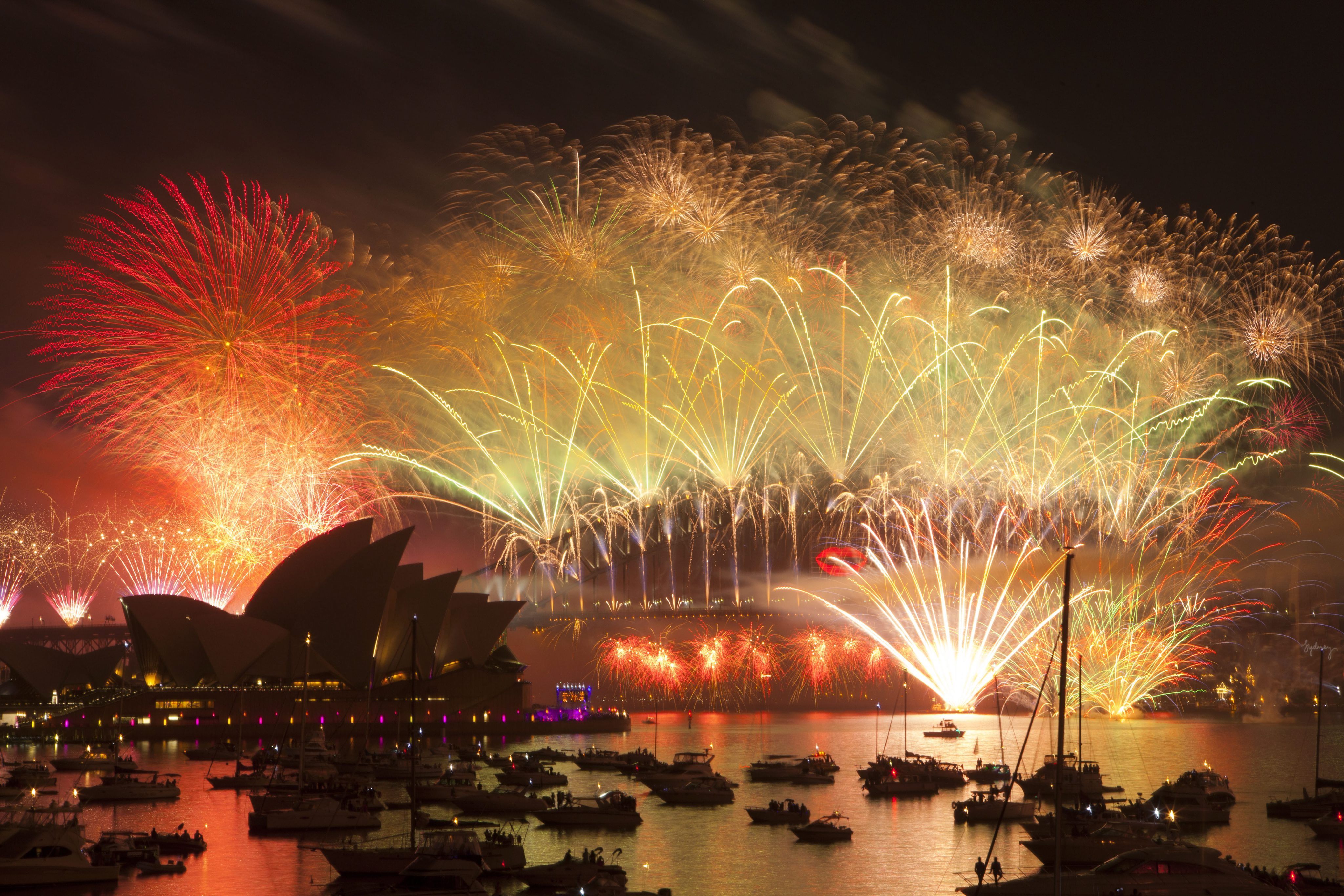 Sydney wita 2013 rok