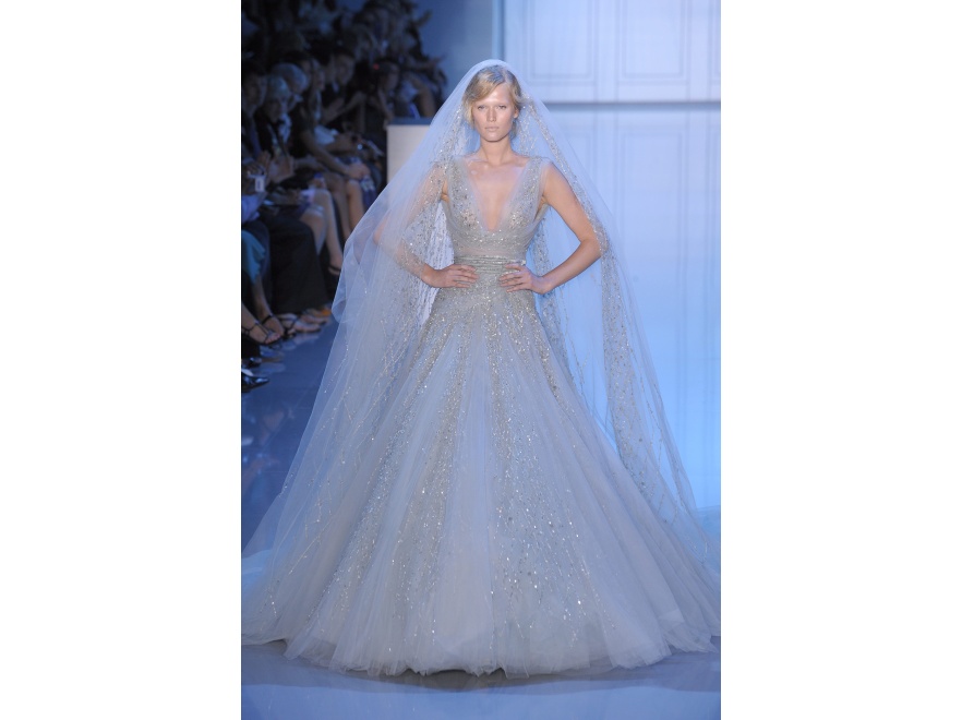 Paris Fashion Week - suknie Ellie Saaba z kolekcji Haute couture.