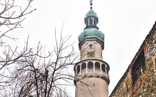 Több mint egy hete nyoma veszett a 16 éves kollégistának - Rejtélyes Mercedesbe látták beszállni iskolatársai Hannát