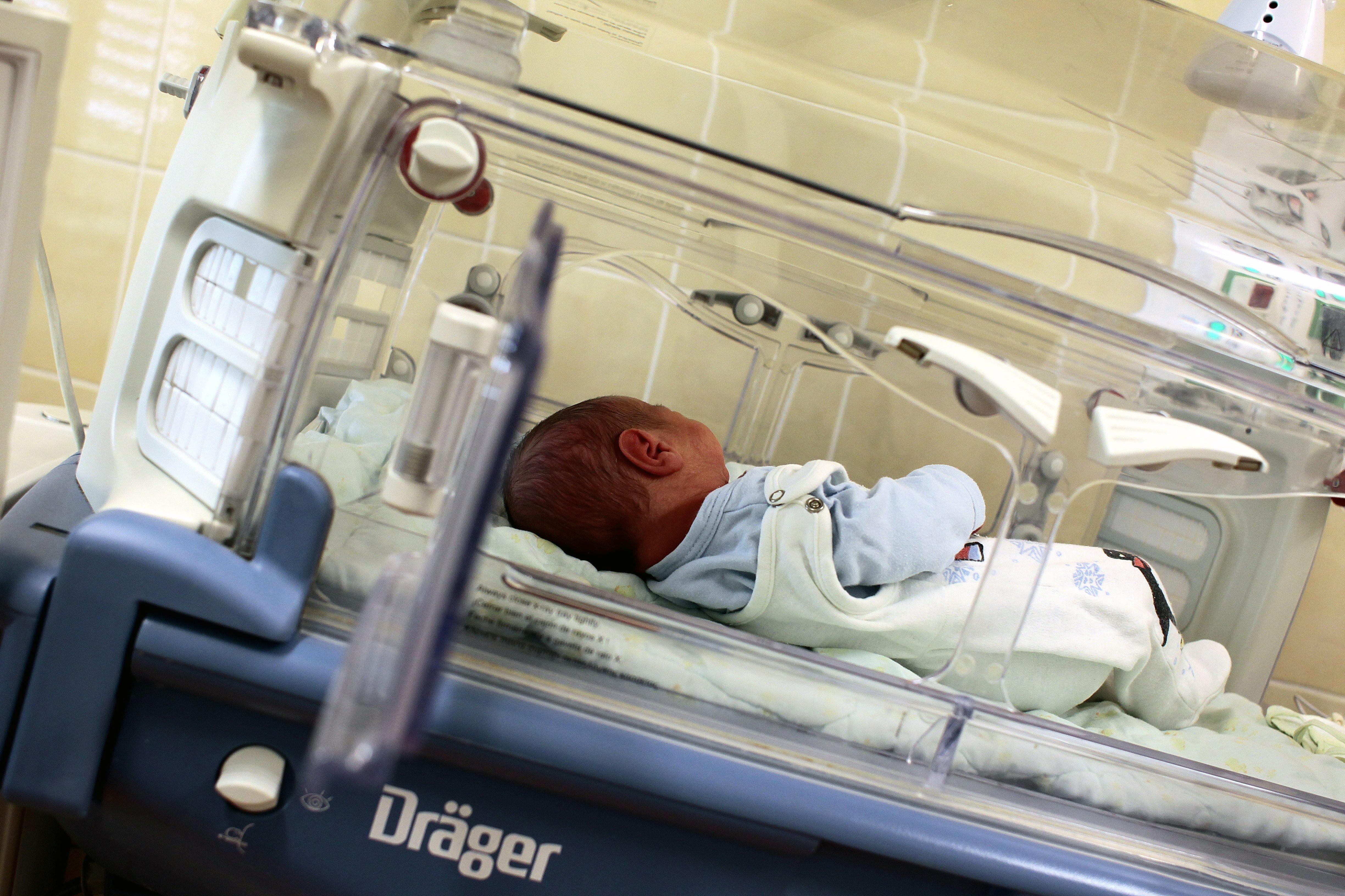 Újszülött kislányt hagytak a Heim Pál kórháznál