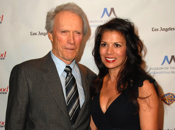 Clint Eastwood z żoną Diną Ruiz
