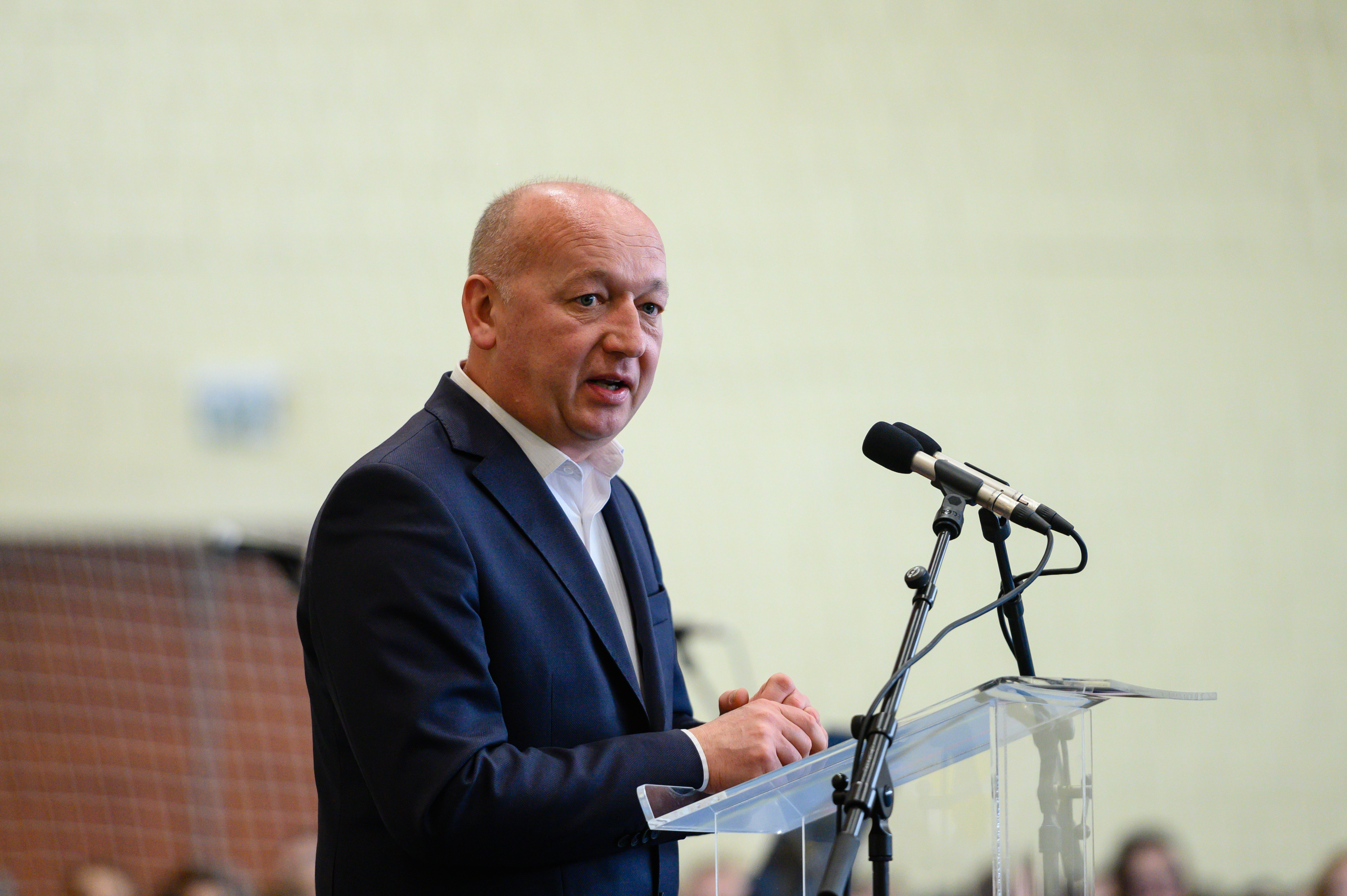 Ittas vezetés miatt vádat emeltek a fideszes polgármester ellen