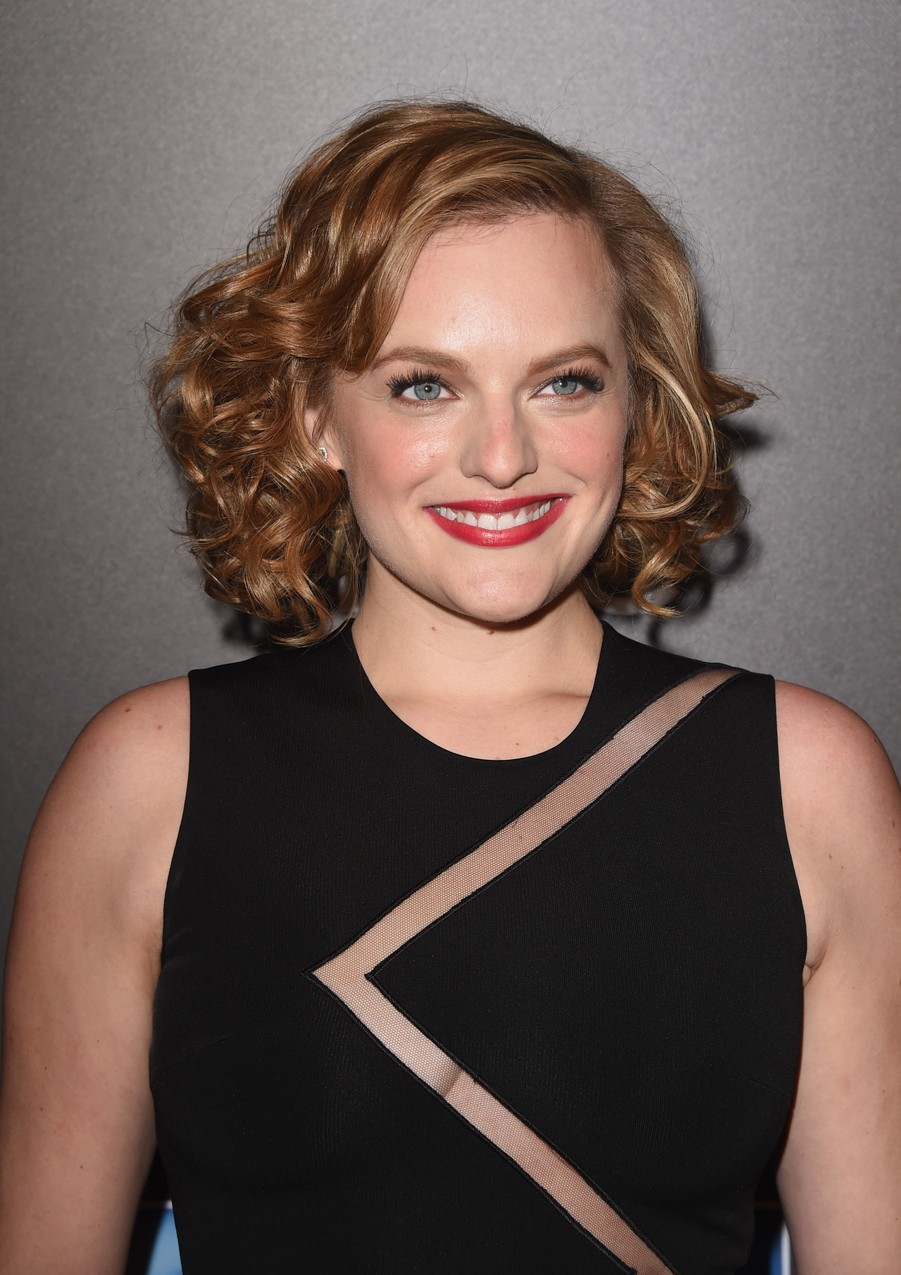 Elizabeth Moss w sukience David Koma / Getty Images