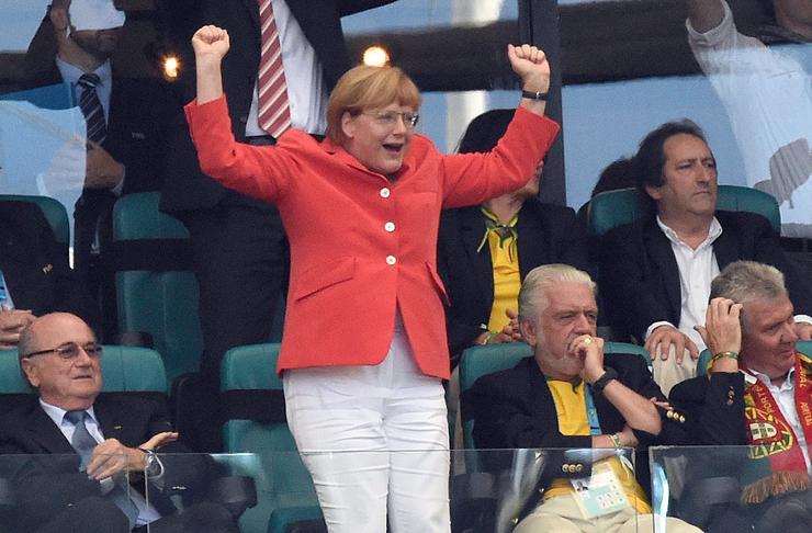 Angela Merkel na meczu Niemcy - Portugalia