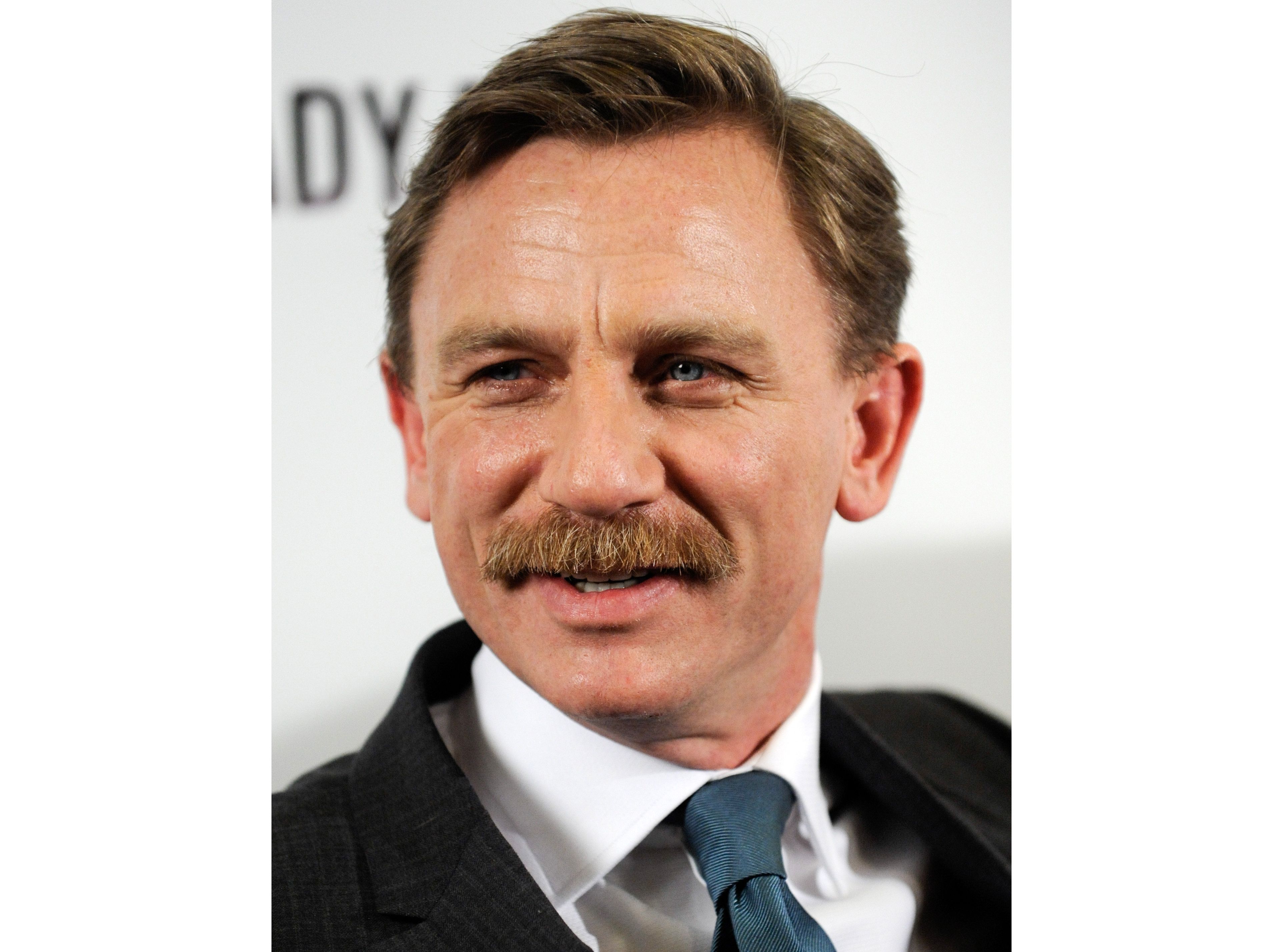 Daniel Craig