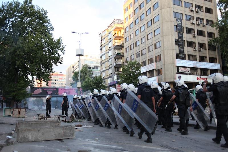 ankara turcja protesty policja