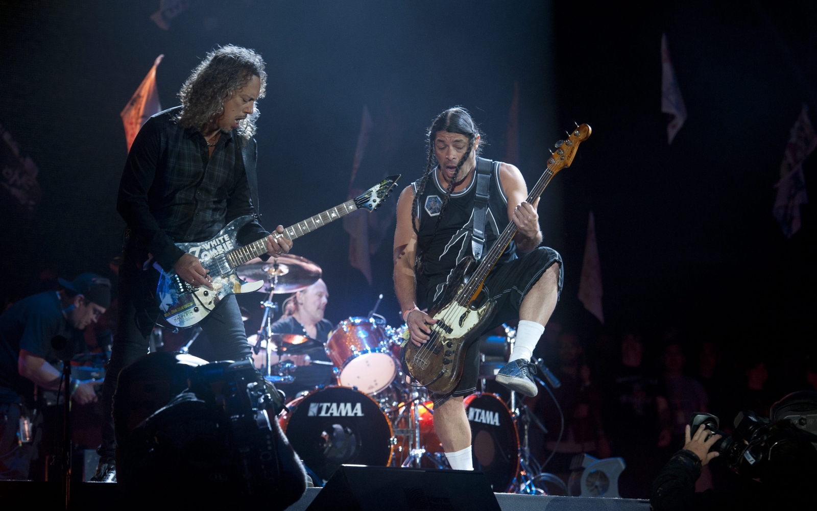 Kirk Hammett i Robert Trujillo na Glastonbury Festival 2014