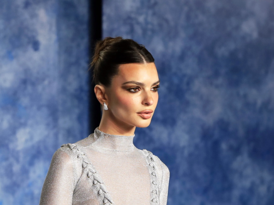 Emily Ratajkowski na imprezie magazynu
