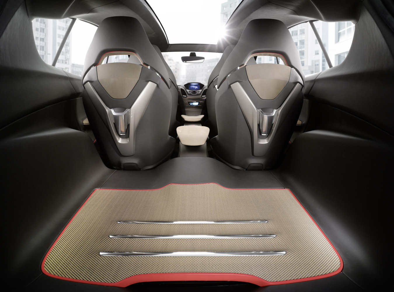 Oto ford vertrek concept - prototyp prosto z Detroit. Samochód, który zdradza nam jaki będzie następca forda kugi...