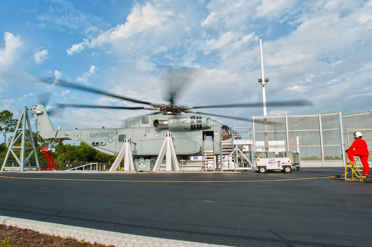 Producenci liczą, że nowy śmigłowiec osiągnie sukces rynkowy. Wiążą to z kończącymi się zamówieniami na CH-47F Chinook Boeinga. Tylko marines odbiorą 156 nowych wiropłatów