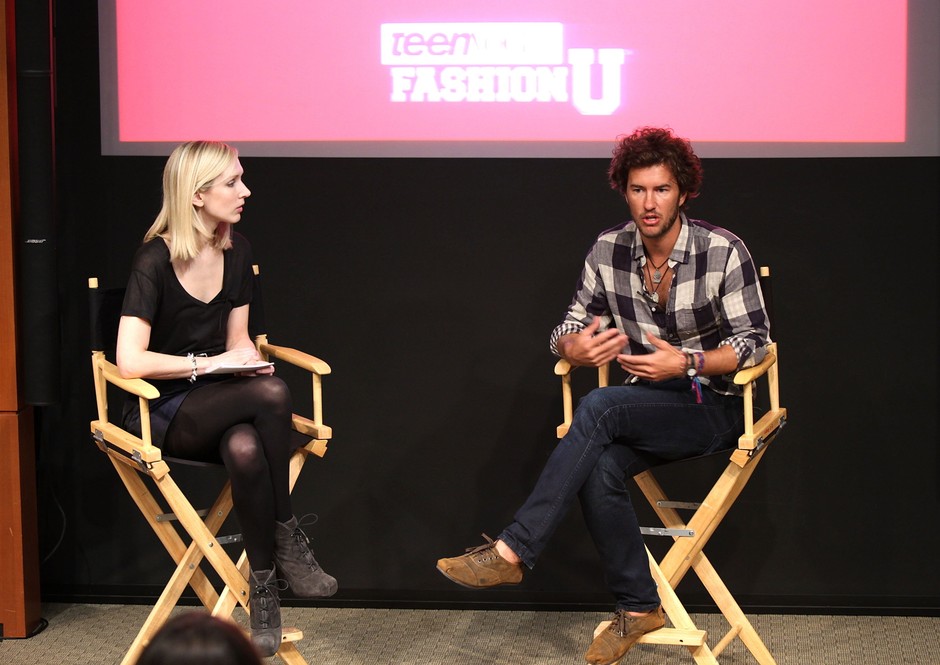 Blake Mycoskie podczas spotkania w ramach TEEN VOGUE'S Fashion University w 2009 roku