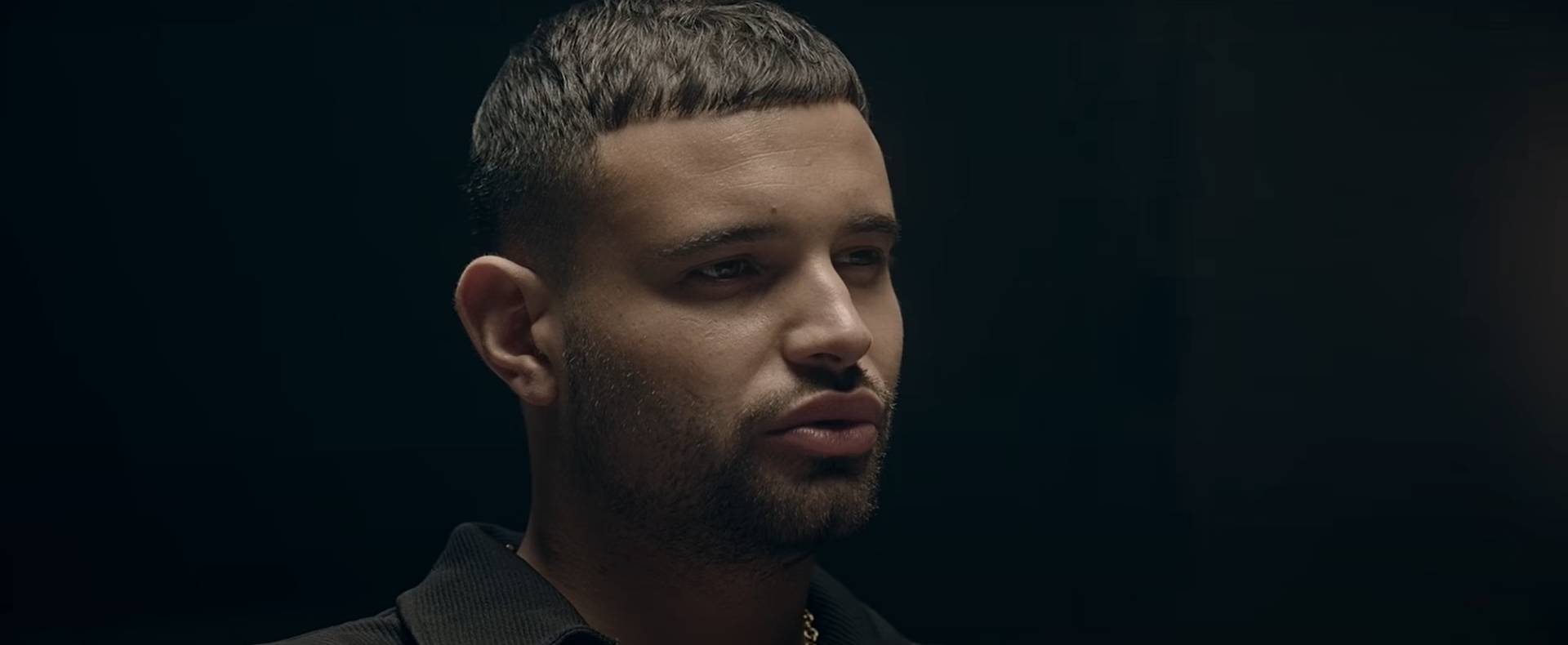 Feltörték Beton.Hofi Instagram oldalát: egy átverést reklámoztak a népszerű rapper nevében