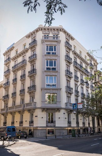 www.uhostels.com