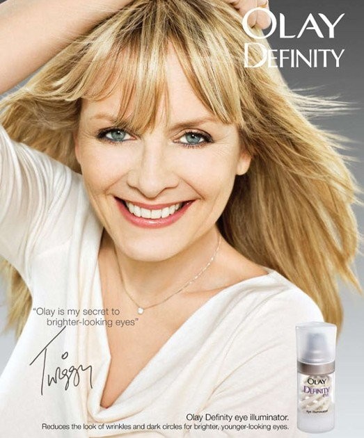 Twiggy (64 l.) w reklamie Olay / materiały prasowe