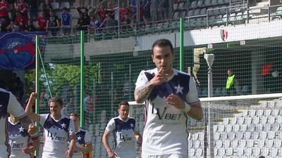 Korona - Wisła K. (0:2): Ależ akcja Wisły! Llonch kapitalnie do Imaza, ten zrobił piruet w polu karnym i pokonał bramkarza