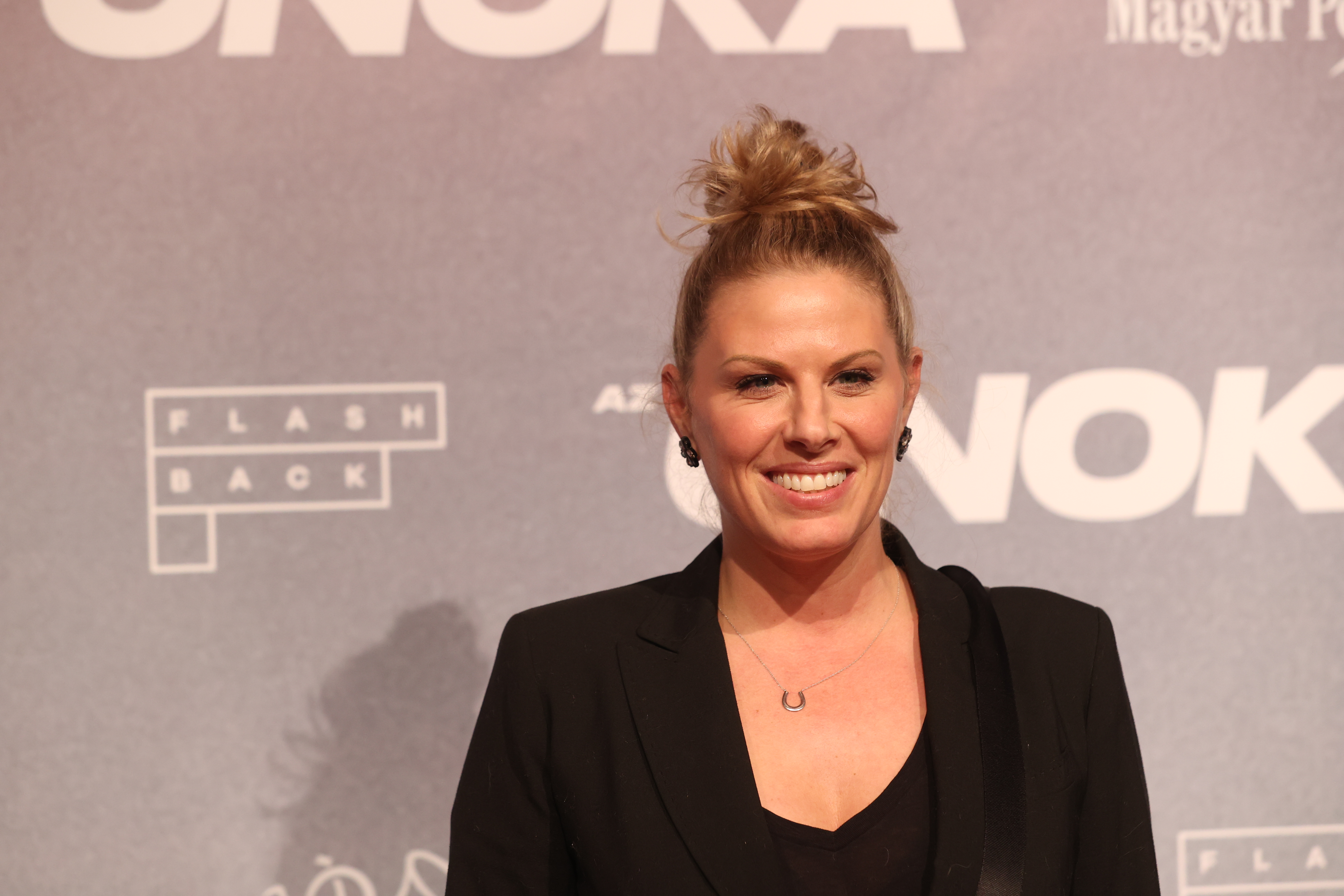 Oroszlán Szonját már nem hívják filmszerepekre: „Kitaláltam magamnak ezt a másik szakmát, hogy ne legyek kiszolgáltatva” – videó