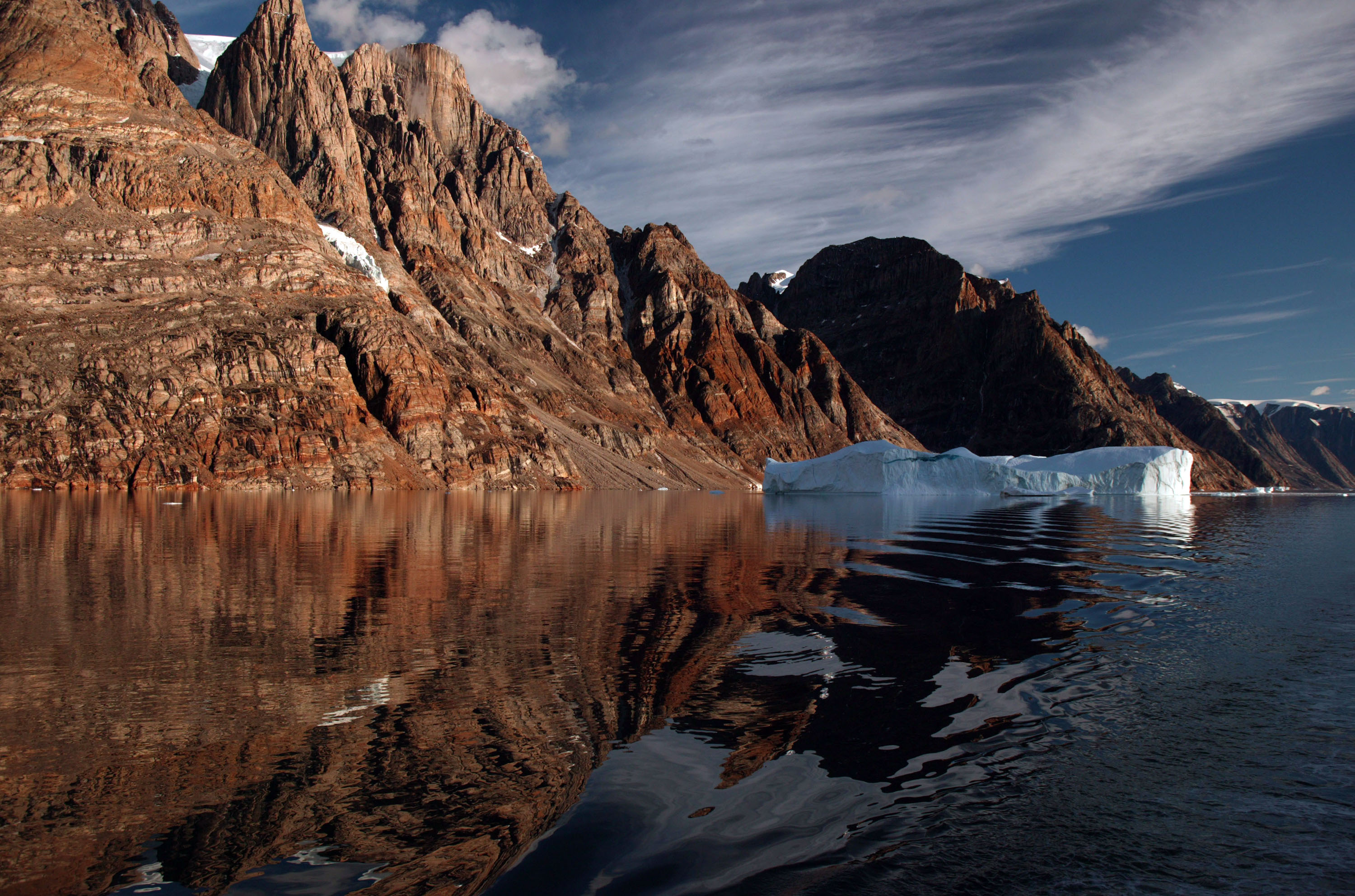 206 utassal a fedélzetén futott zátonyra az Ocean Explorer luxushajó: a csapdába esett járaton közben folyamatosan terjed a Covid