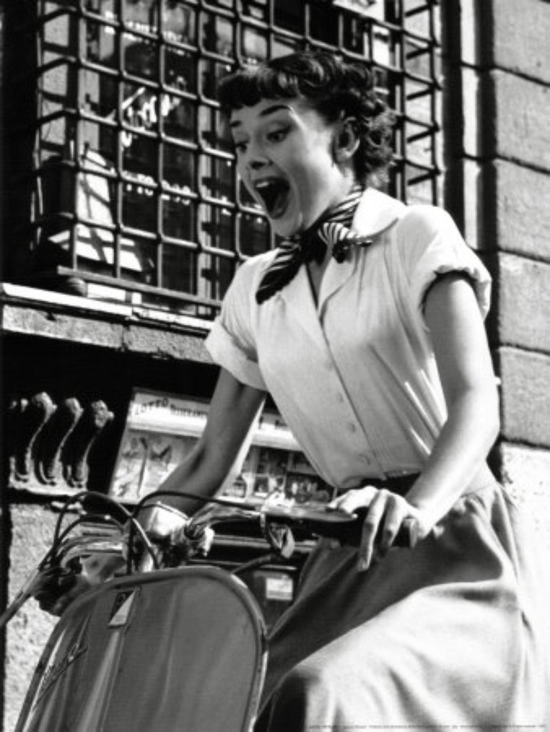 Audrey Hepburn w filmie "Rzymskie wakacje"