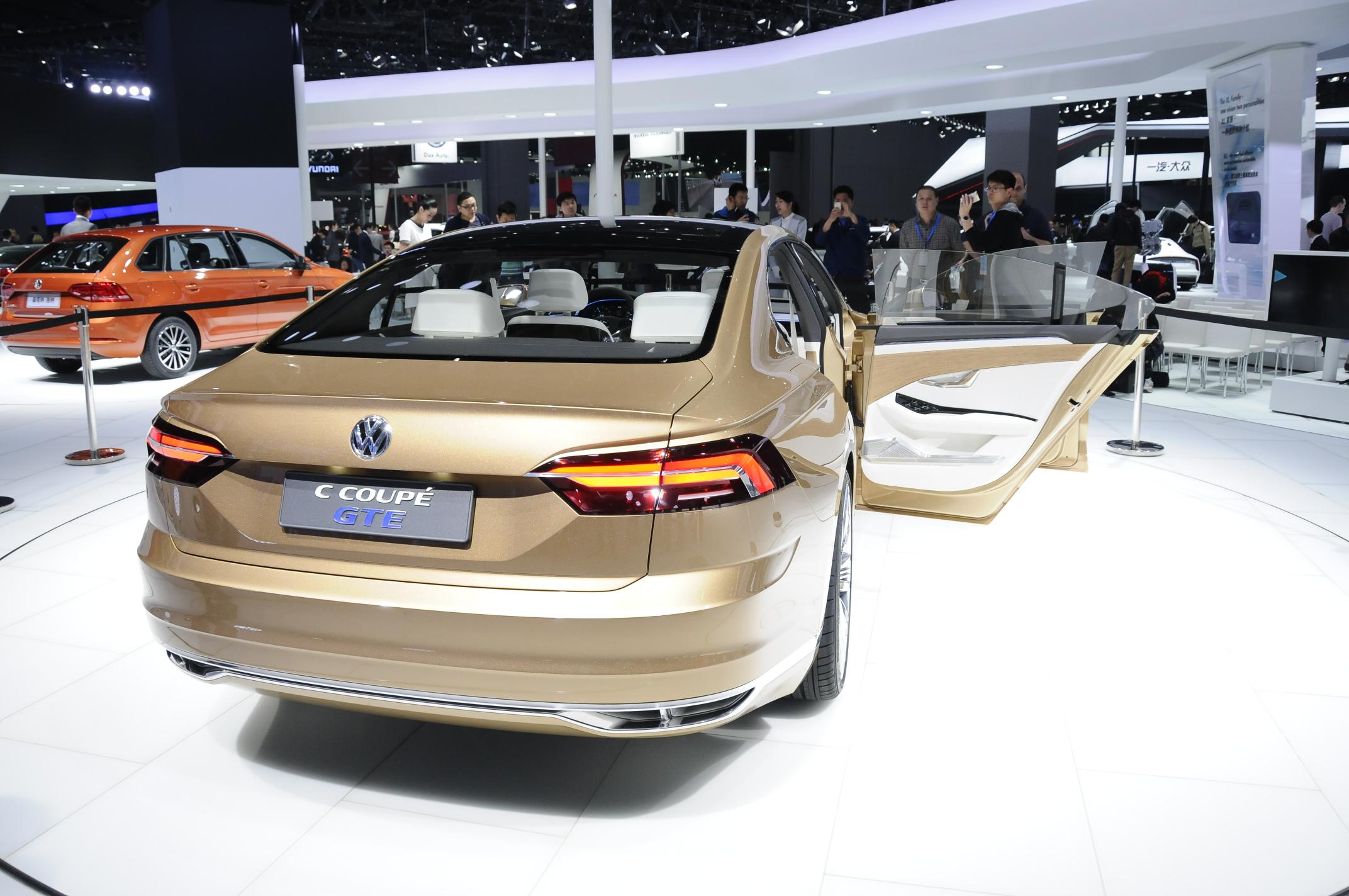 Volkswagen C Coupe GTE